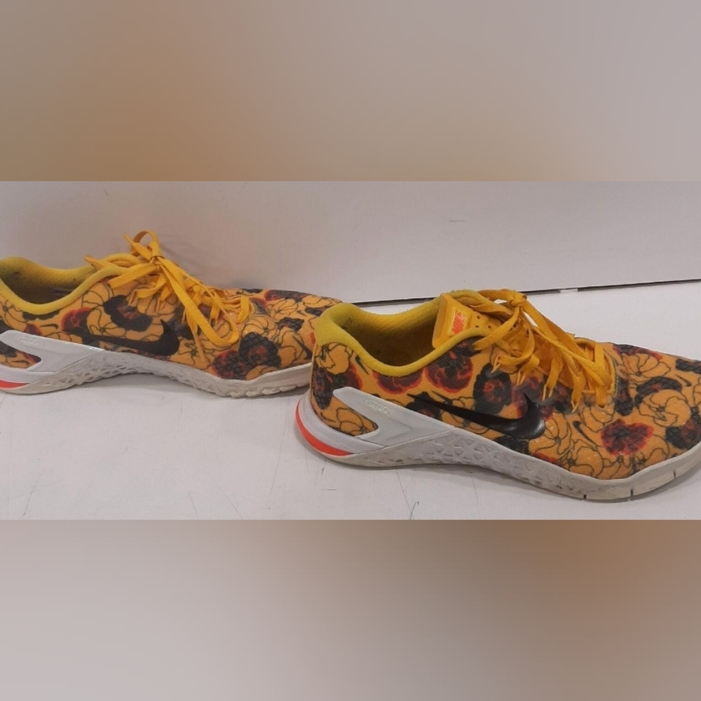 Nike Metcon 4 XD Premium 'Floral Print' Sneakers Wmn's Size 9 MSRP $140 - Picture 6 of 9